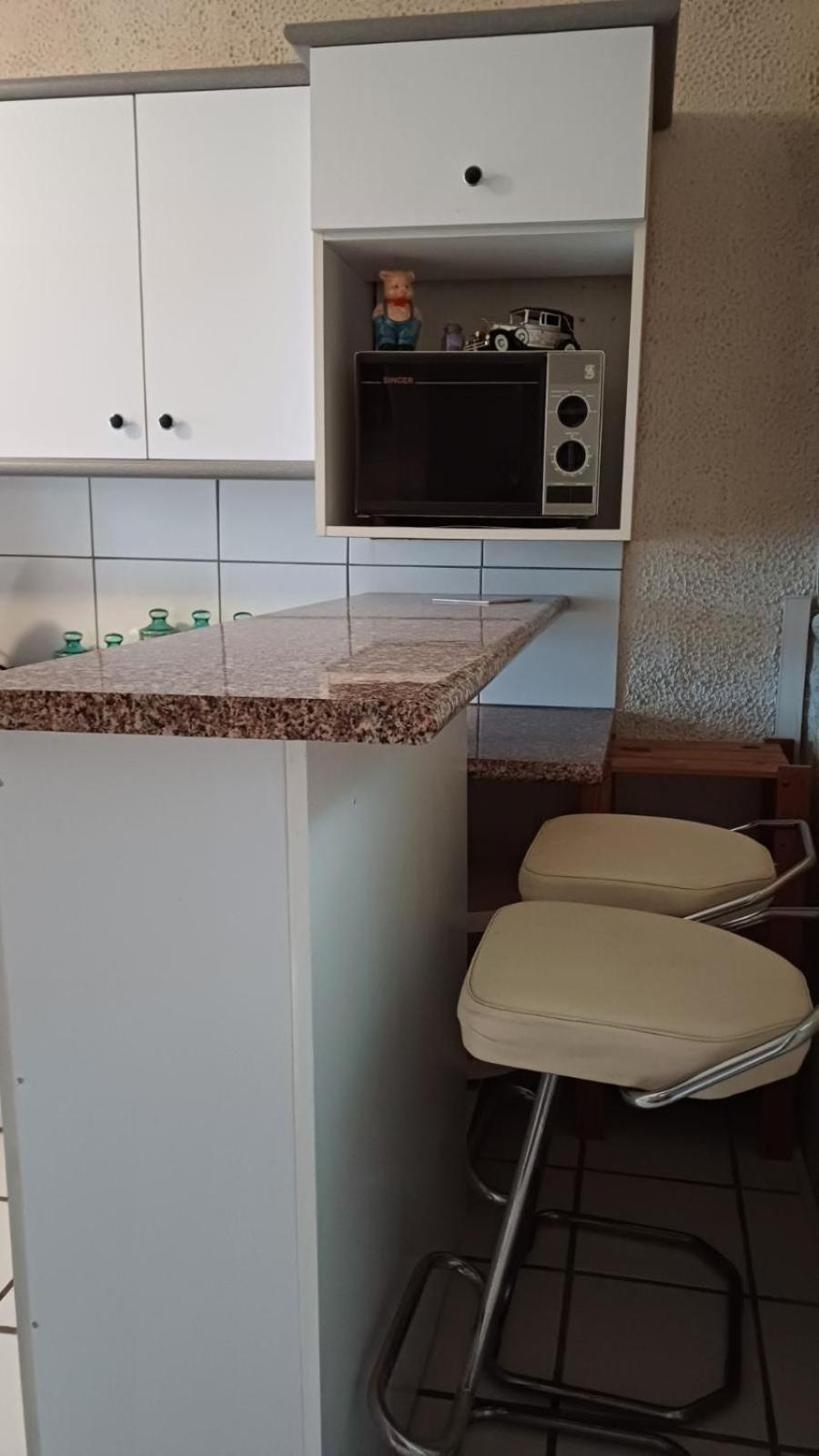 Appartement Chaleureux Dans Une Maison En Pierre Mireval Exterior foto